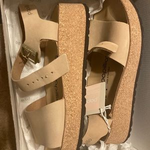 New  Birkenstock Papillio Glenda sandals. With tags Size 39 Color is sandcastle